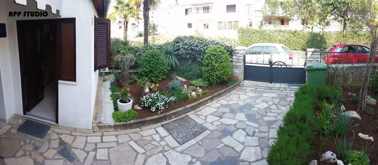 Apartments Nives Porec