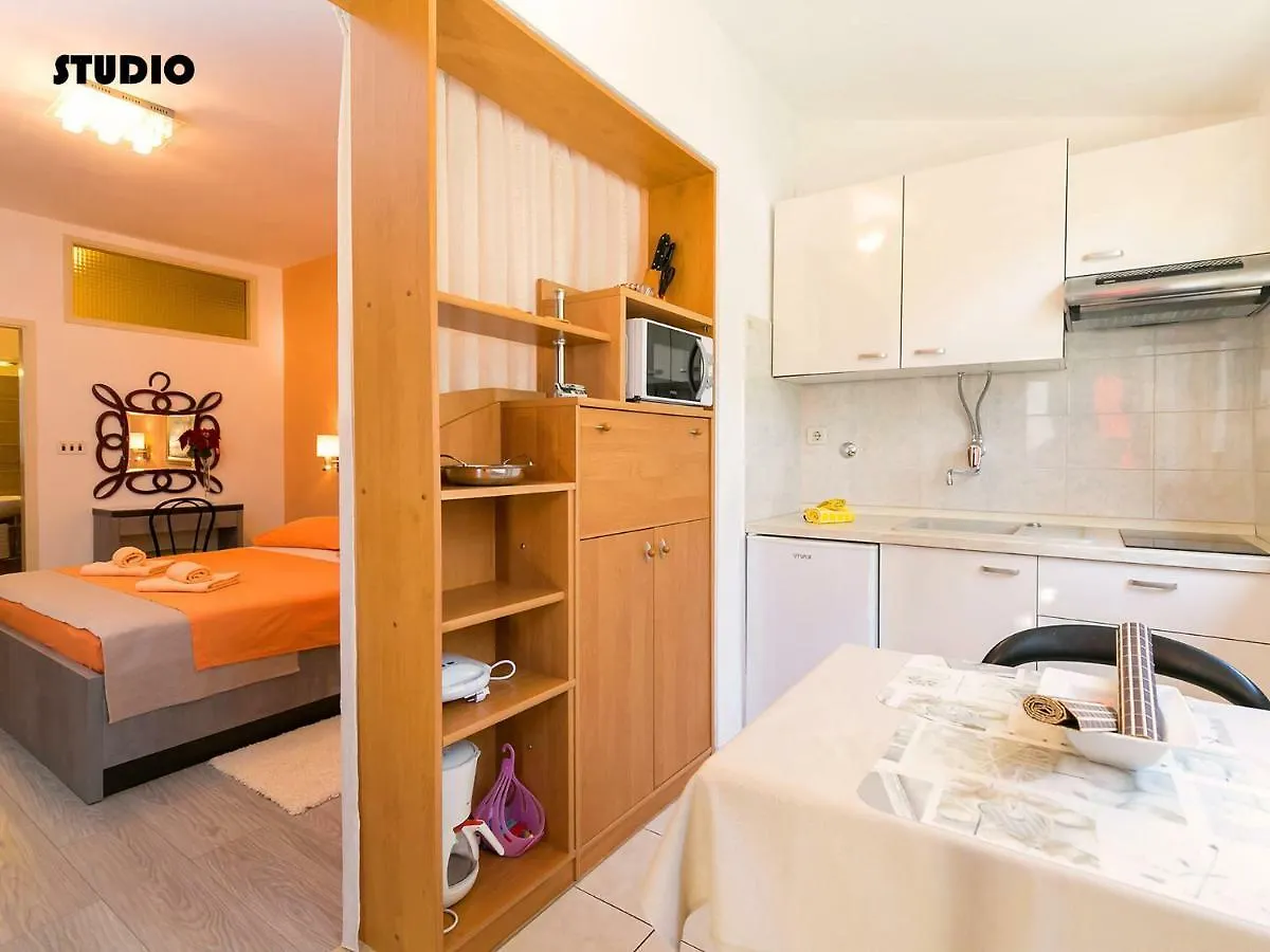 Apartments Nives Porec