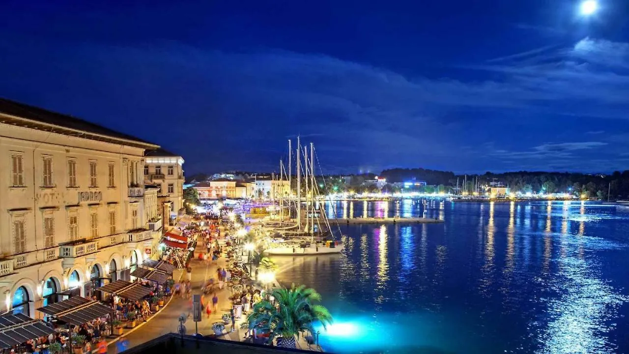 Apartments Nives Porec Croatia